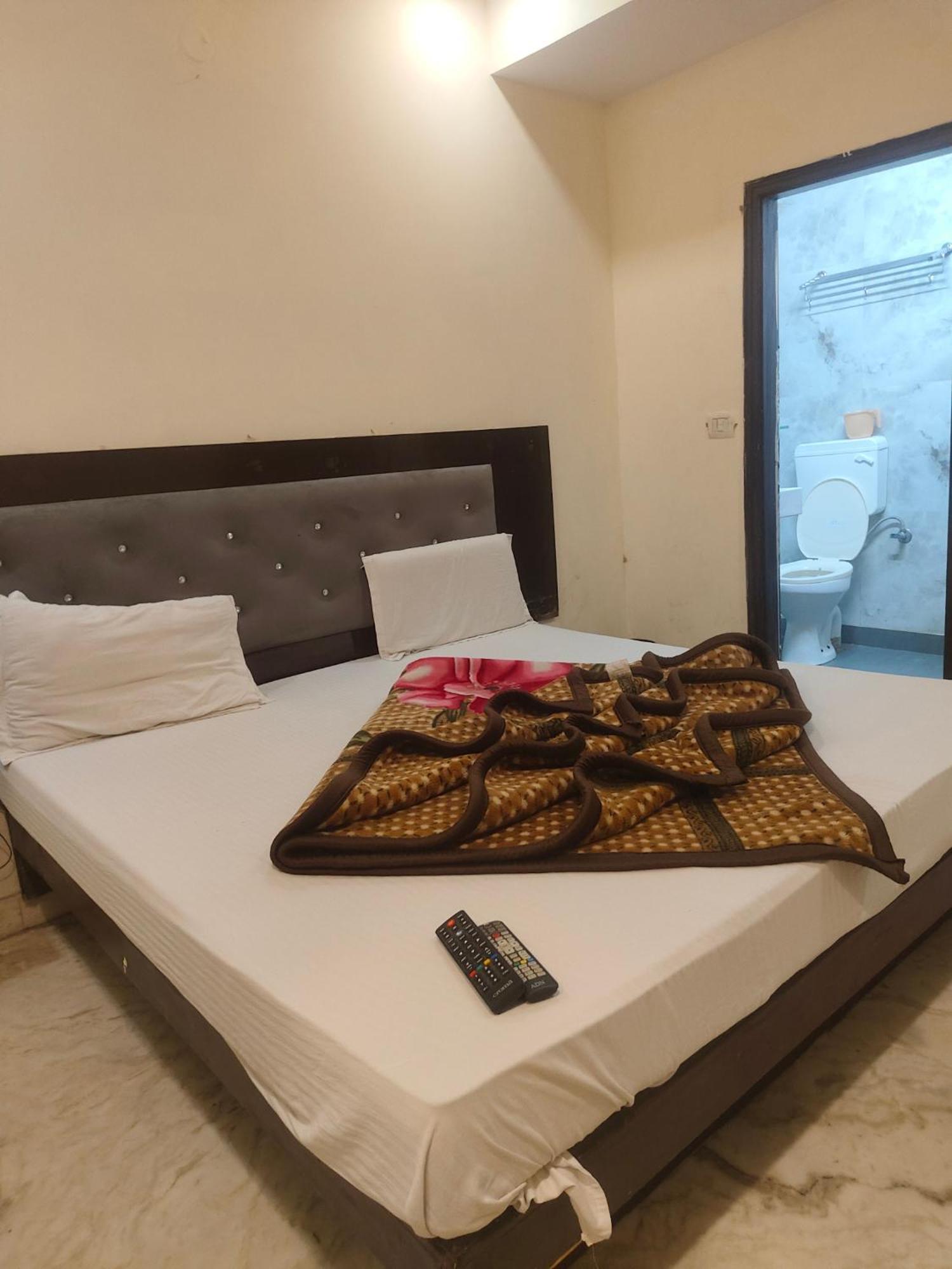 Hotel Perfect Spot- Main Bazar - Walking Metro Station Νέο Δελχί Εξωτερικό φωτογραφία